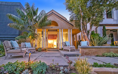 How To Create An Outdoor Living Space By The Ocean