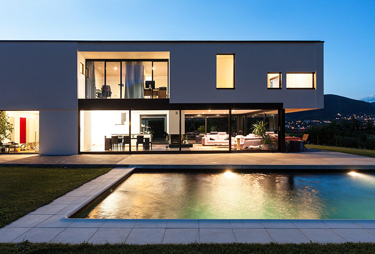 4 Things To Ask Before Buying A Home With A Pool